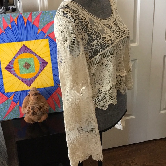 Lace Crop Top size Med - Picture 4 of 4